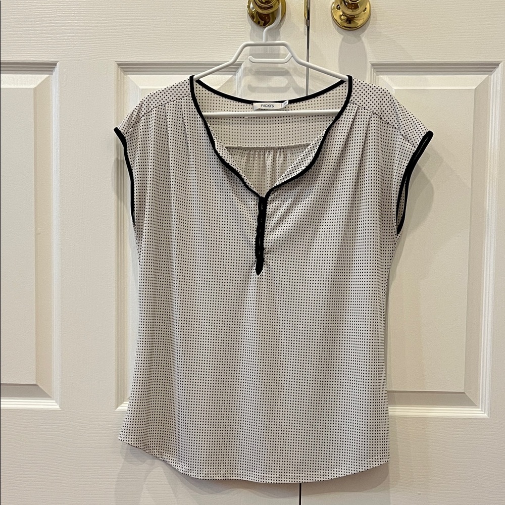 Ricki’s Black and White Patterned Blouse